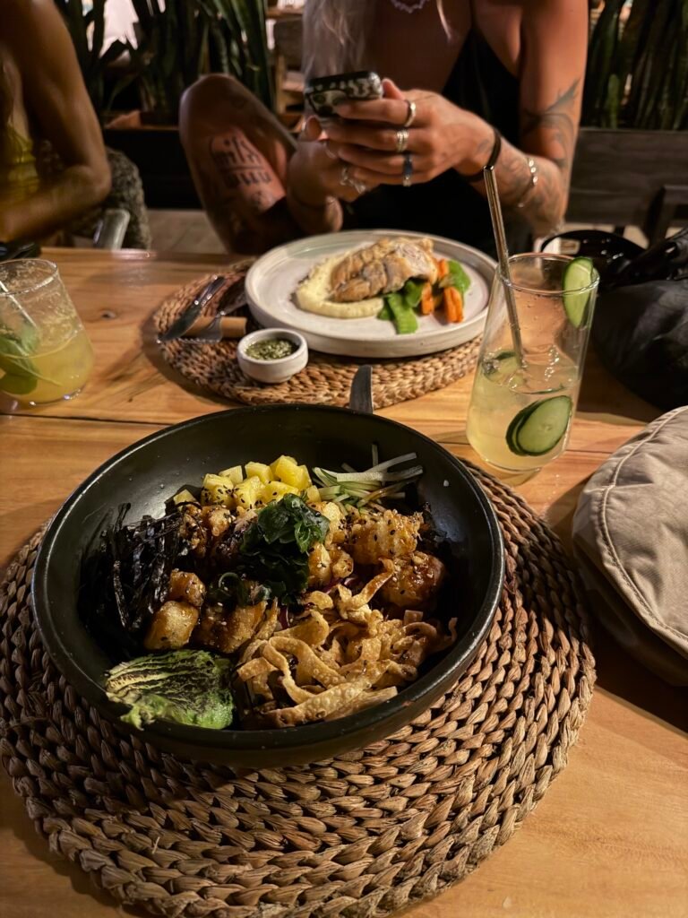 Dinner plates at a restaurant in El Salvador